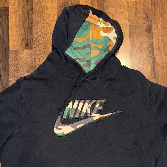 Nike Black and Camouflage Men's Hoodie Men’s Size XXL - Picture 3 of 5